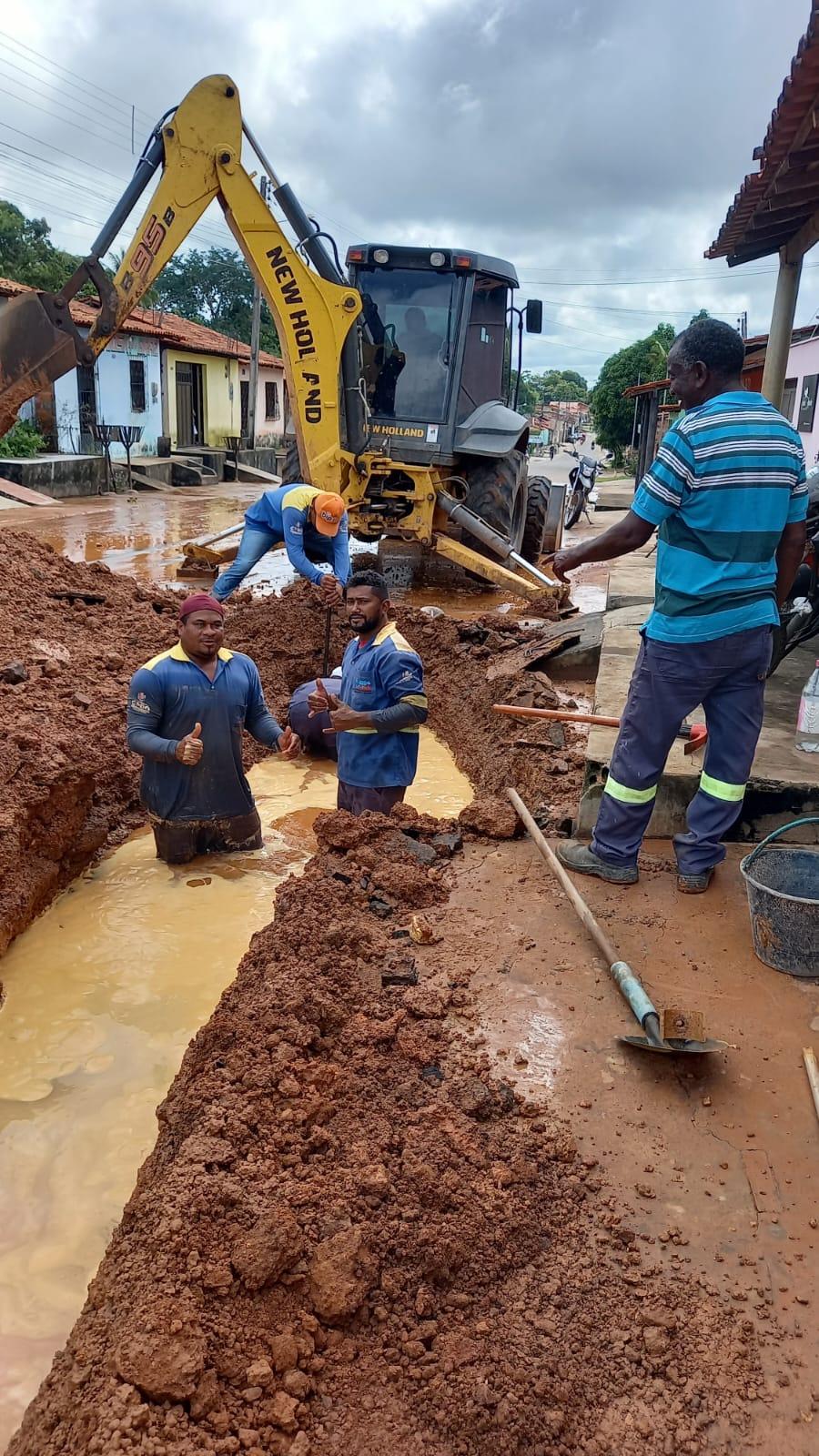 DEVIDO AO ROMPIMENTO DE ADUTORA NA RUA PARAGUAI, PARTE DOS BAIRROS: SÃO FRANCISCO, VEREDA E VILA BINÉ, FICARÃO SEM ÁGUA. DEVIDO AO ROMPIMENTO DE ADUTORA NA RUA PARAGUAI, PARTE DOS BAIRROS: SÃO FRANCISCO, VEREDA E VILA BINÉ, FICARÃO SEM ÁGUA.