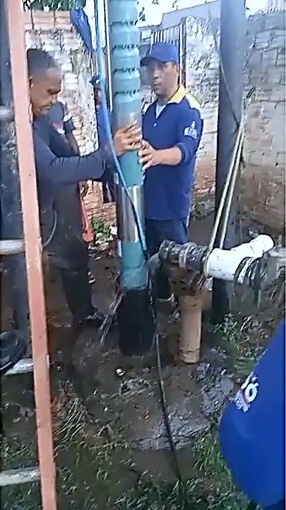 Nesta Segunda-feira (24/04), o SAAE realizou a troca da bomba no PT 11.