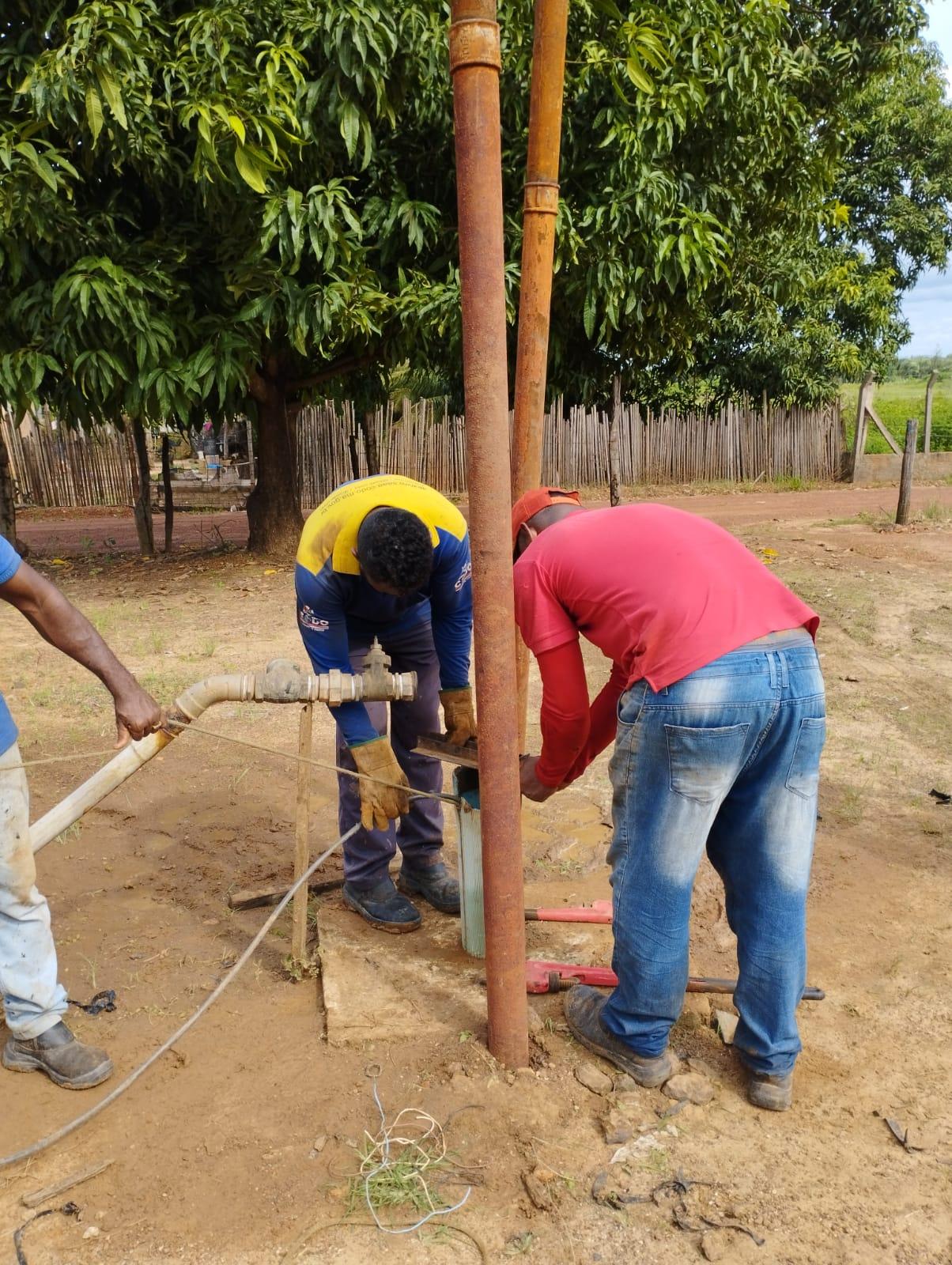 Na manhã desta sexta-feira (14/04), o SAAE, realizou a troca da bomba no PT do Povoado Tucunaré.