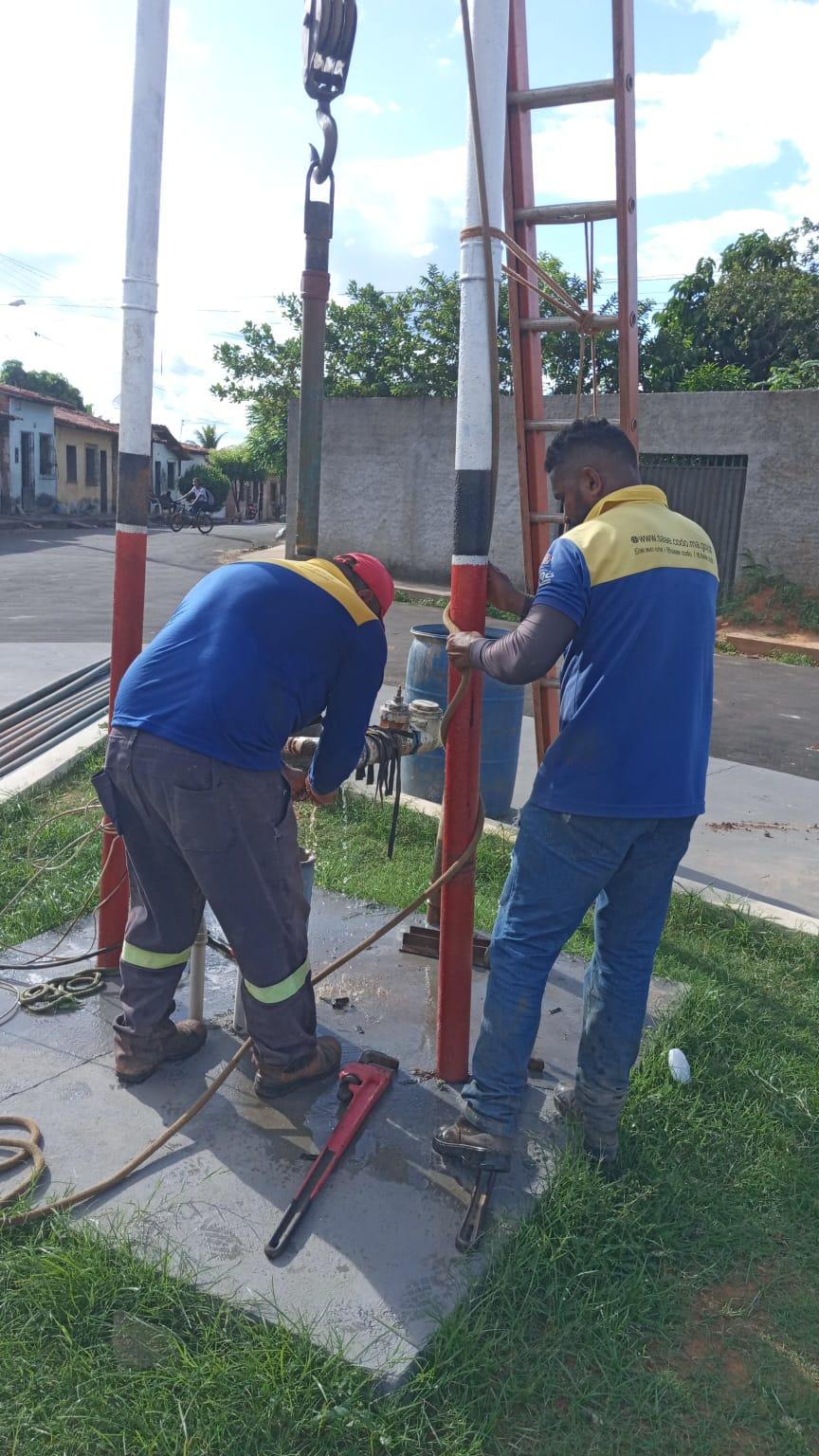 Nesta Terça-Feira (23/05), o SAAE realizou a troca da bomba do PT 43 - Praça Osvaldo Santos.