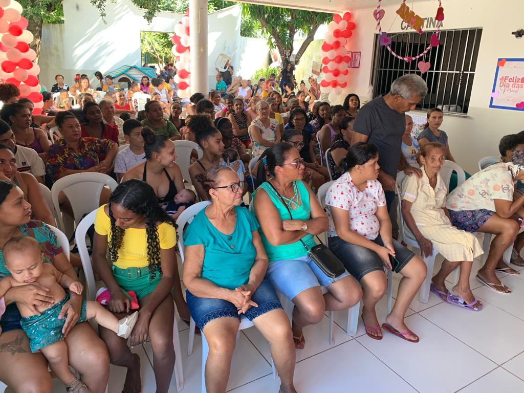 No último domingo, dia 28 de maio, Chiquinho do SAAE, Diretor do SAAE, marcou presença em um evento especial realizado no bairro Santo Antônio, em homenagem ao Dia das Mães.