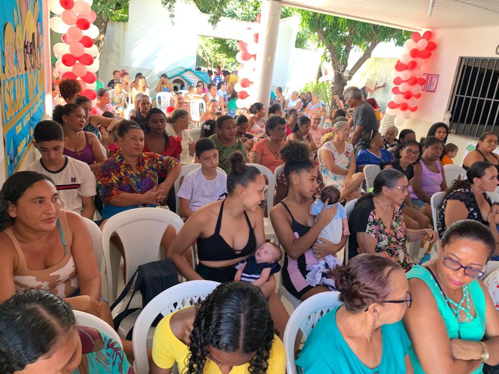 No último domingo, dia 28 de maio, Chiquinho do SAAE, Diretor do SAAE, marcou presença em um evento especial realizado no bairro Santo Antônio, em homenagem ao Dia das Mães.