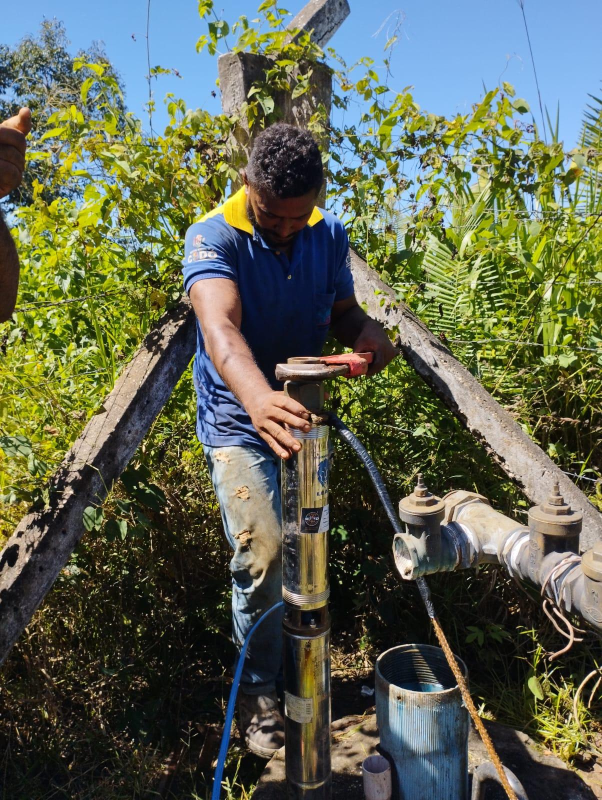 Nesta Quarta-Feira (05/07), o SAAE realizou a troca da bomba do PT do Povoado Cantinho dos Rodrigues (Zona Rural de Codó).
