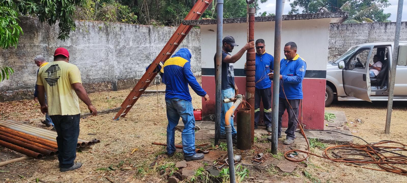Nesta quarta-feira (11/10), o SAAE realizou a revisão e a manutenção no PT 13.