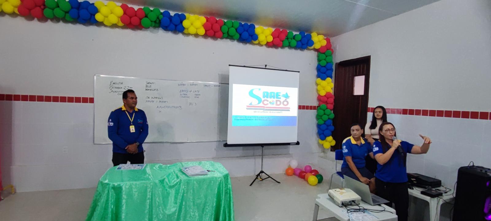 Nesta quinta-feira (26/10), o SAAE realizou uma palestra na Escola Modelo Municipal Remy Archer, abordando o tema do uso consciente da água durante esse período de estiagem.