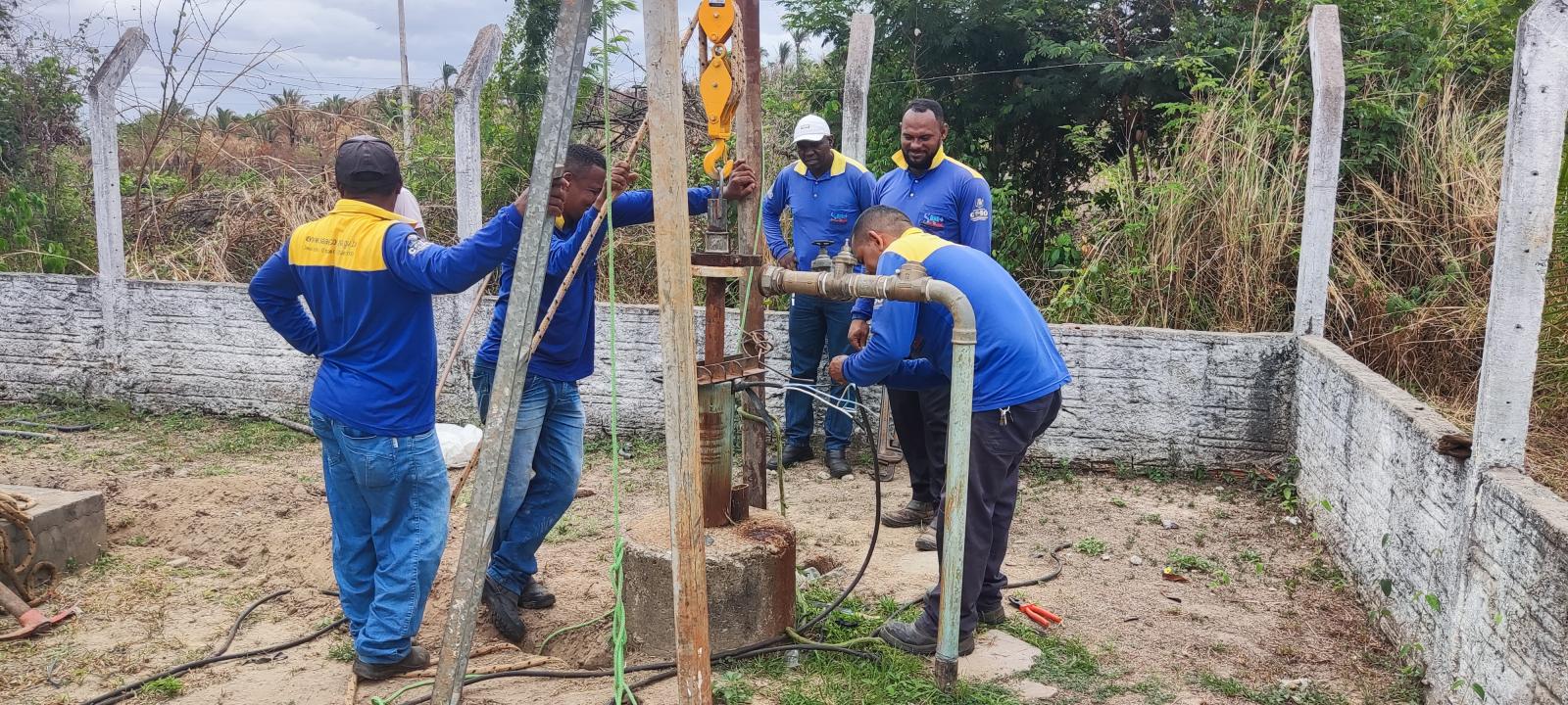 O SAAE comunica aos consumidores do Residencial São Pedro, que o motivo da falta d´água hoje (06/11), ocorreu devido à ação de vândalos que roubaram a fiação e destruíram o quadro elétrico do poço do residencial São Pedro (PT 38).