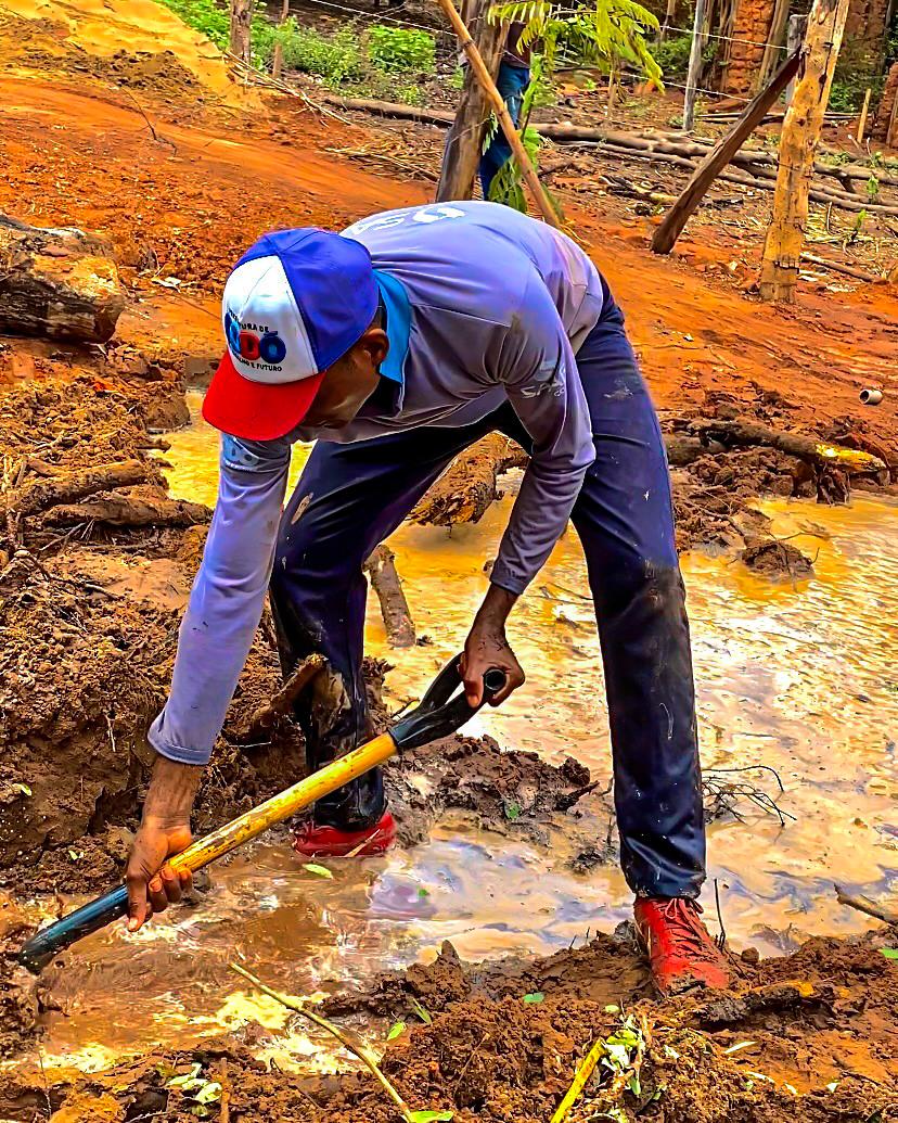 Diretor do SAAE realiza vistorias em obras de extensão de rede no Distrito de Cajazeiras